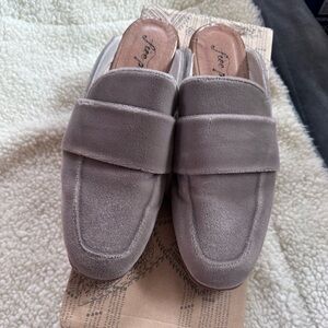 Free People At Ease Loafer Mules 37/7 Slip-On Silver Velvet